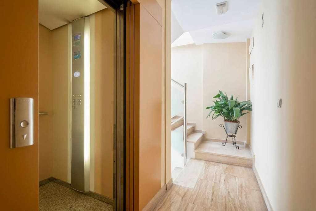 Luxe Haven In Granada Lägenhet Exteriör bild